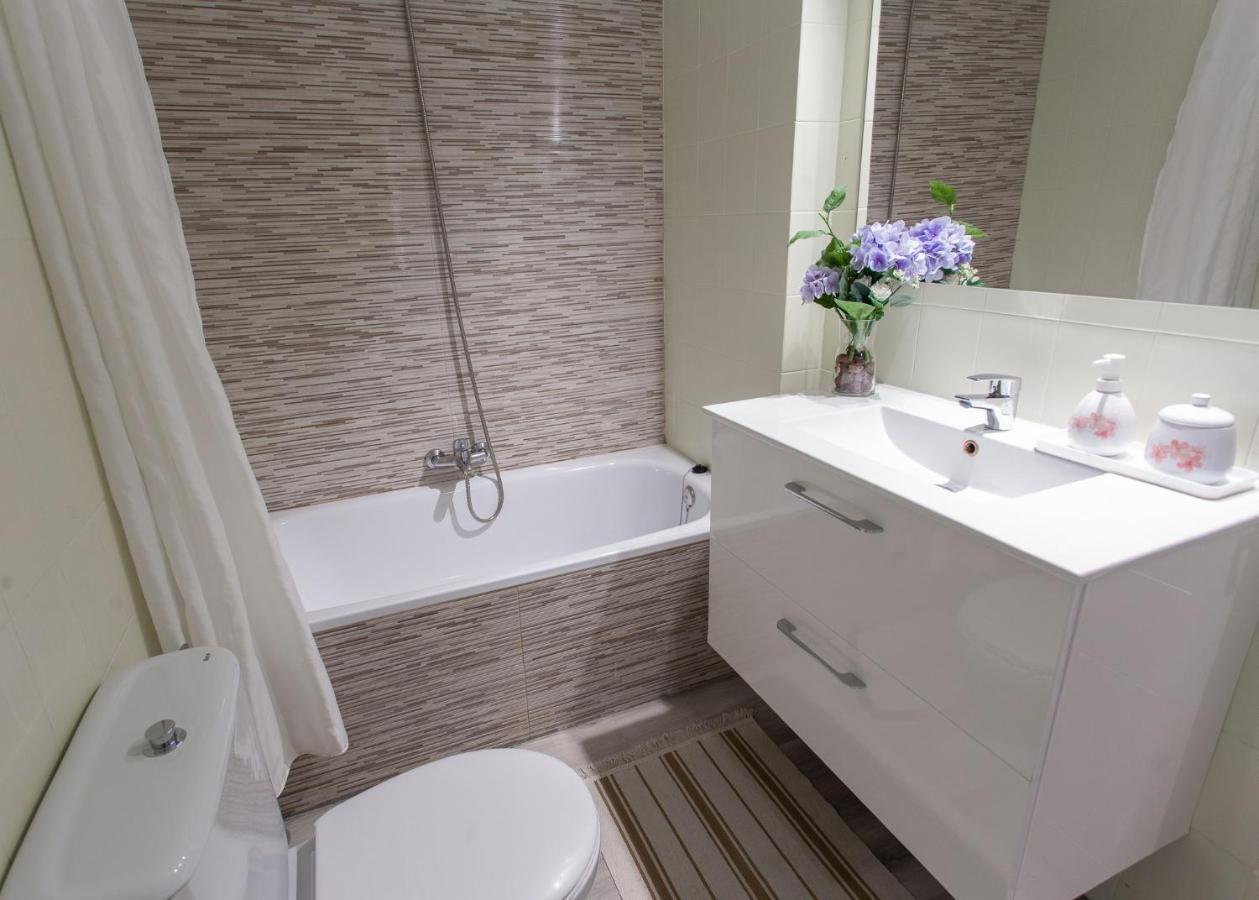 Apartamentos Stil Mar Anna - L'Escala Stil Mar ภายนอก รูปภาพ