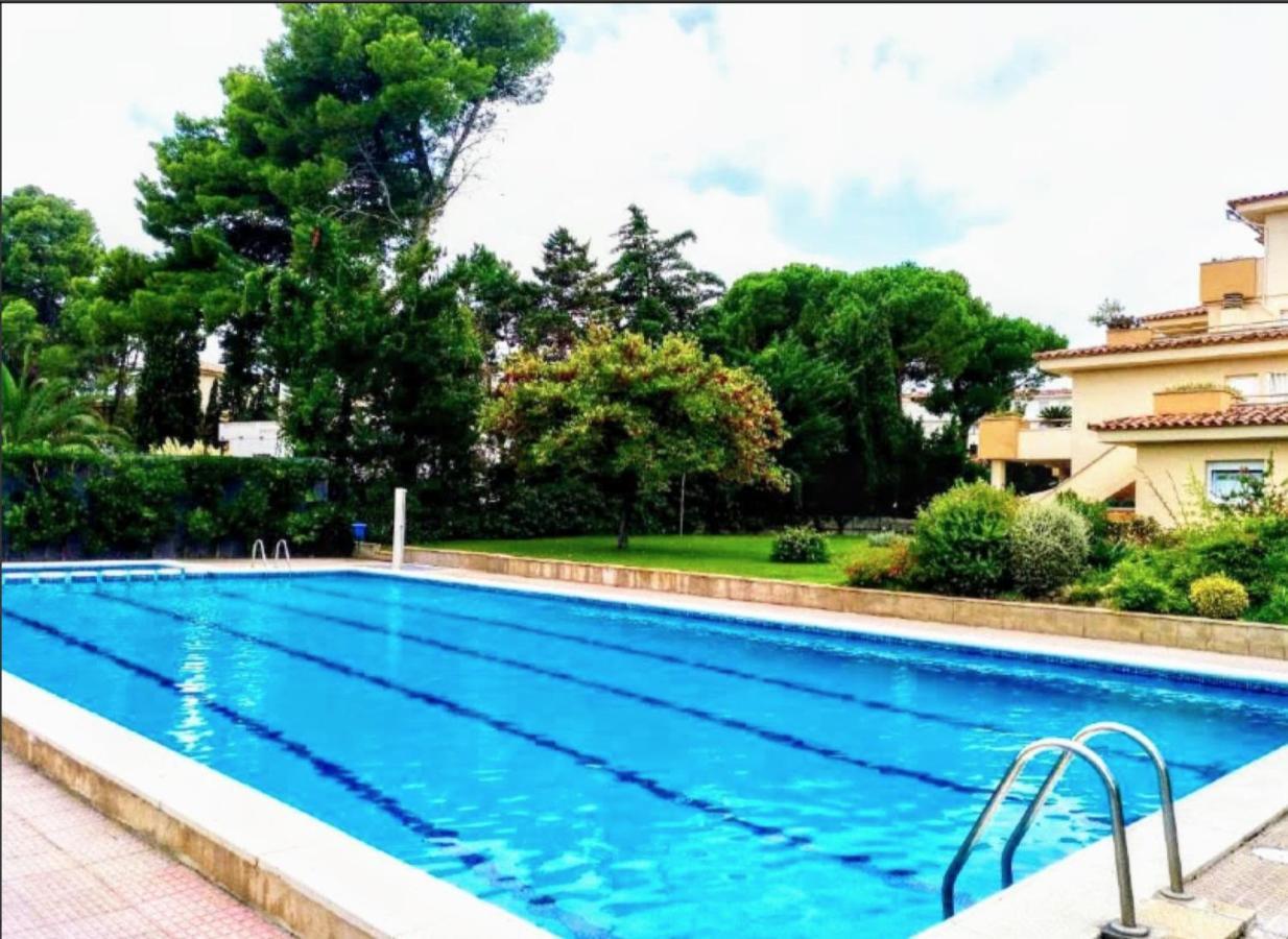Apartamentos Stil Mar Anna - L'Escala Stil Mar ภายนอก รูปภาพ