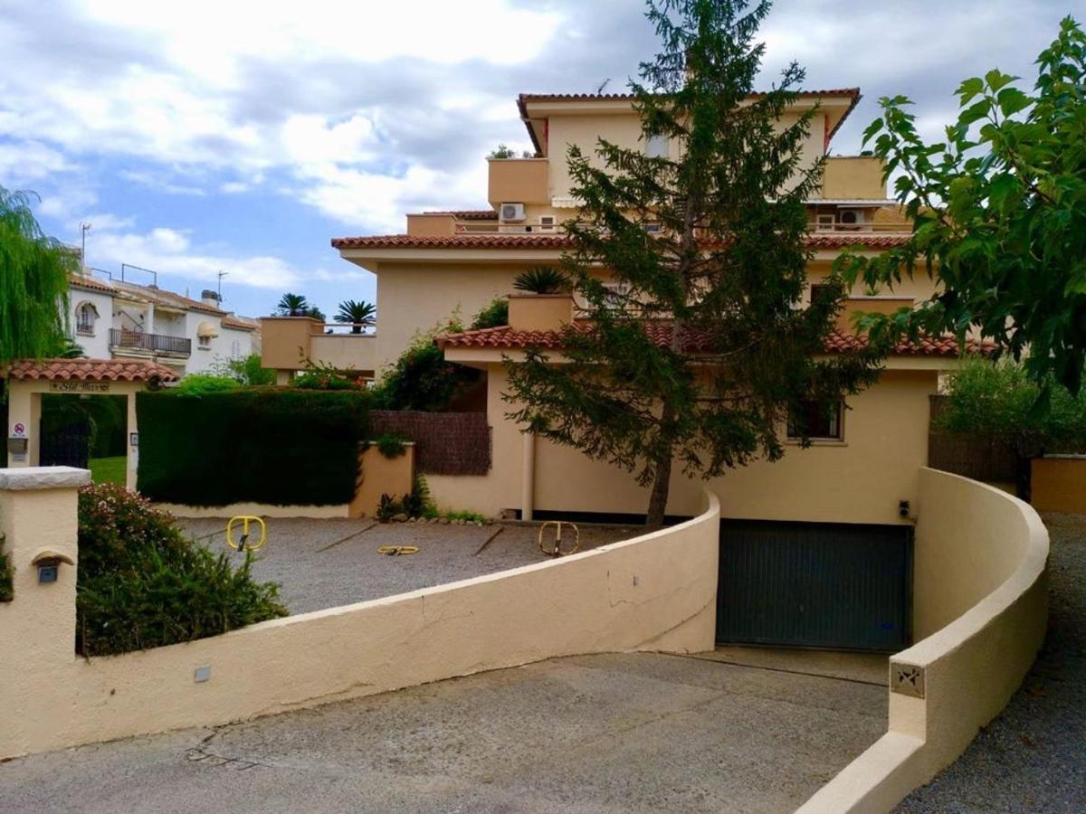 Apartamentos Stil Mar Anna - L'Escala Stil Mar ภายนอก รูปภาพ
