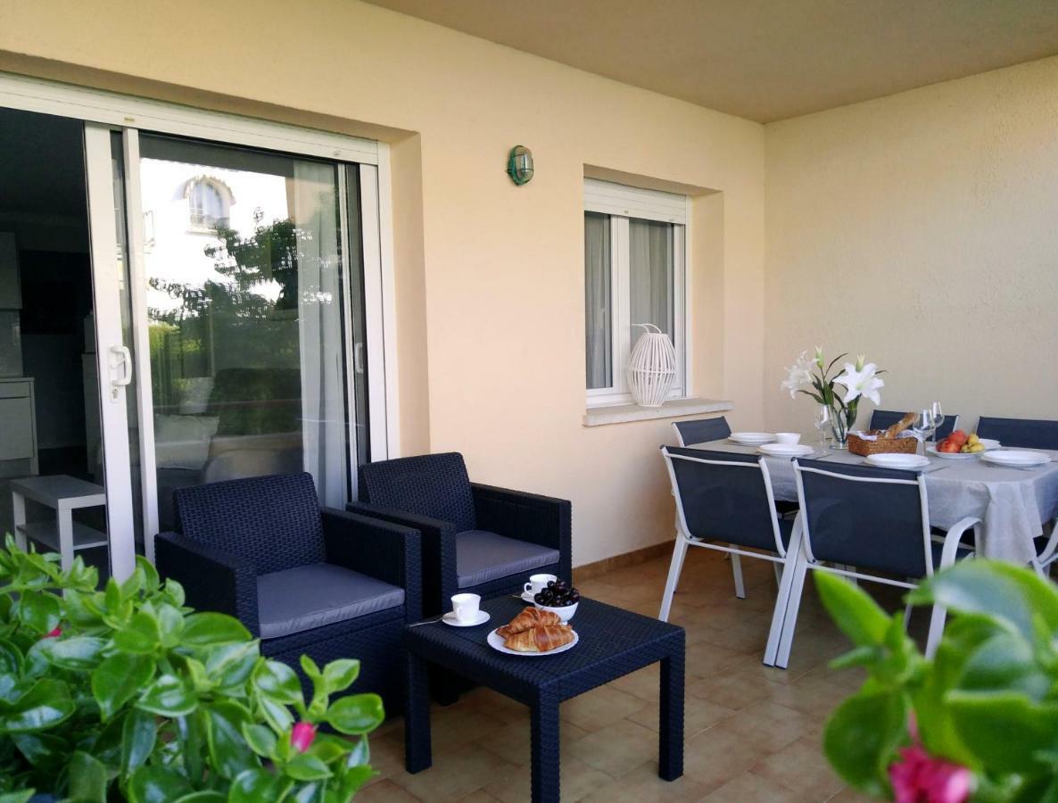 Apartamentos Stil Mar Anna - L'Escala Stil Mar ภายนอก รูปภาพ