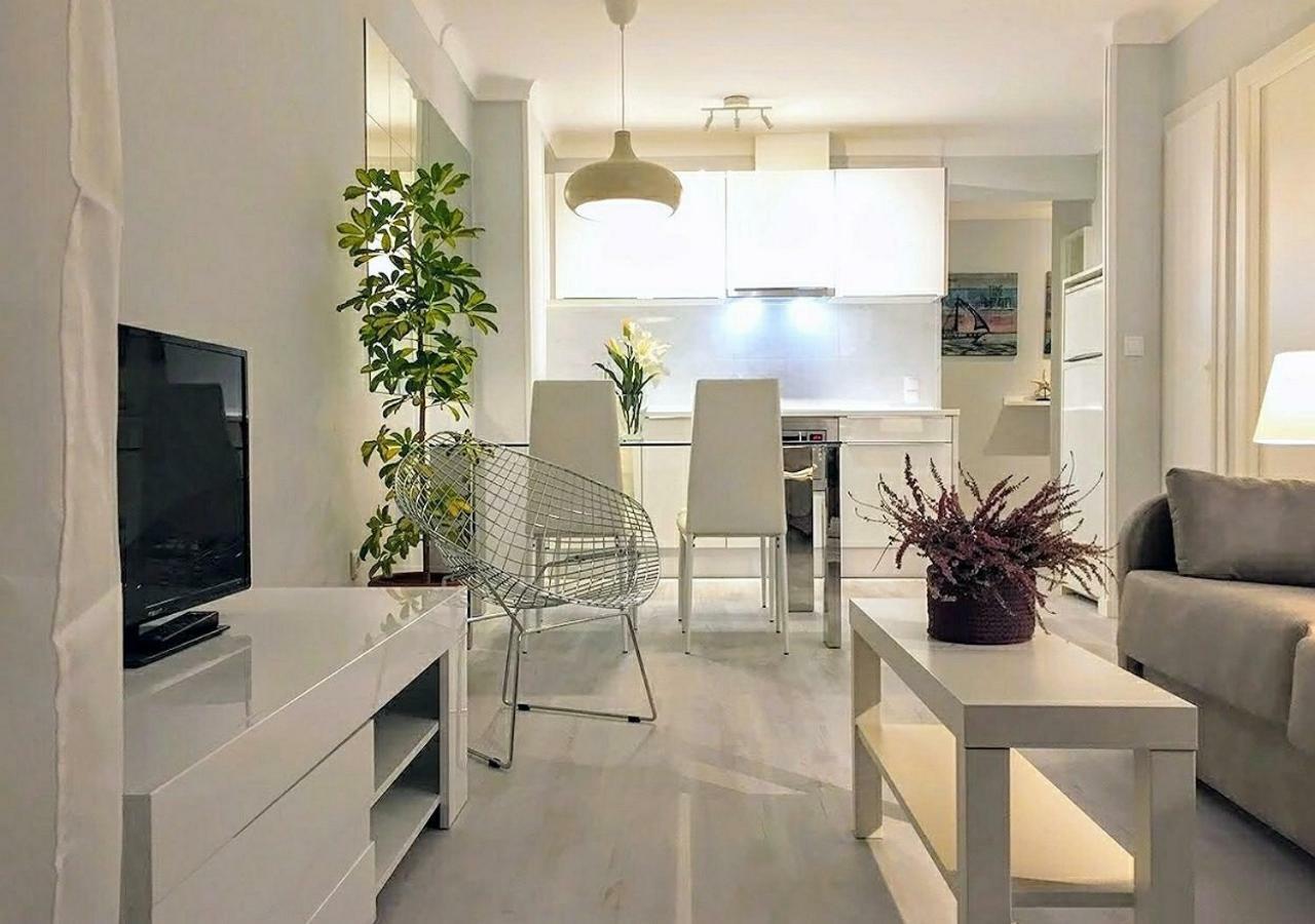 Apartamentos Stil Mar Anna - L'Escala Stil Mar ภายนอก รูปภาพ
